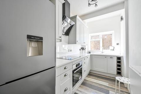 North Road, Stoughton, Guildford, GU2 1 bed maisonette for sale