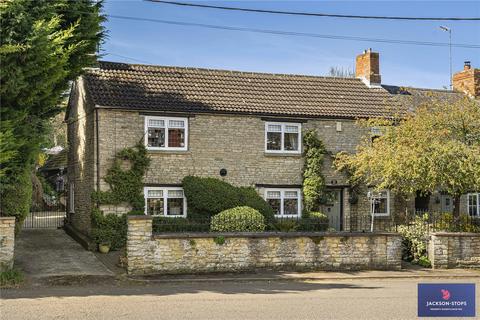 Newtown Road, Raunds, Wellingborough... 6 bed equestrian property for sale
