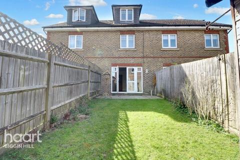 Rosehill Road, Biggin Hill 3 bed terraced house for sale