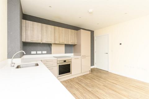 Admiralty Court, Gillingham ME7 2 bed flat for sale
