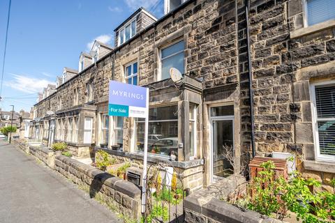 Craven Street, Harrogate, HG1 2 bed terraced house for sale