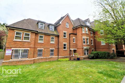 Constitution Hill, Woking 3 bed apartment for sale