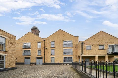 Esparto Way, South Darenth, Dartford 2 bed apartment for sale