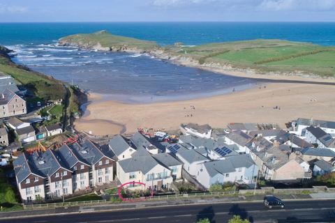 Beach Road, Porth, TR7 2 bed apartment for sale