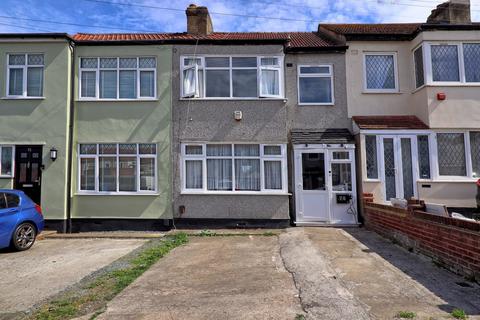 Gelsthorpe Road, Collier Row, RM5 3 bed terraced house for sale