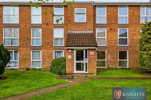 Shurland Avenue, Barnet, EN4 2 bed apartment for sale