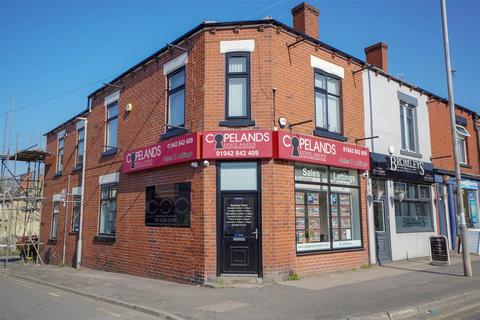 Church Street, Bolton BL5 3 bed semi
