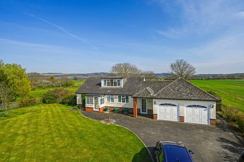 Oxenturn Road, Wye, Ashford, Kent, TN25 5 bed detached house for sale