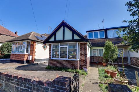 Cleveland Drive, Westcliff