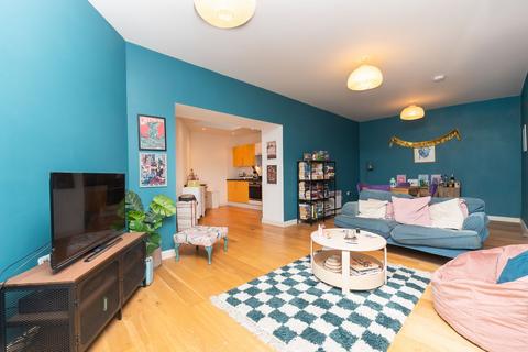Bristol BS3 2 bed flat for sale