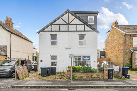 Station Road, West Byfleet, KT14 3 bed semi