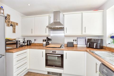Wood Hill Way, Bognor Regis, West Sussex 2 bed end of terrace house for sale