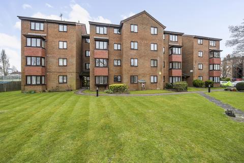 Rayners Lane, Harrow, Middlesex 1 bed apartment for sale