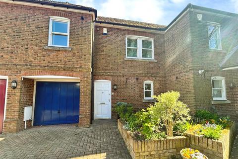 High Street, Emsworth, Hampshire 2 bed terraced house for sale