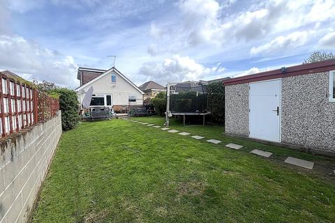 Old Farm Road, Oakdale, Poole, BH15 4 bed detached bungalow for sale