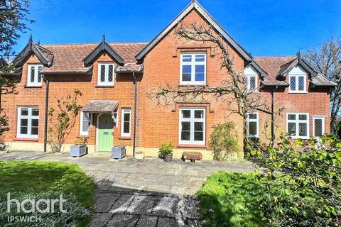 Thurleston Lane, Ipswich 4 bed detached house for sale