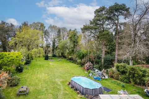 Sandhill Lane, Crawley Down, RH10 3 bed detached house for sale