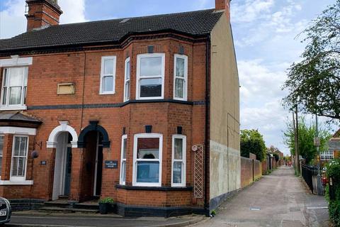 Milton Keynes MK12 3 bed end of terrace house for sale