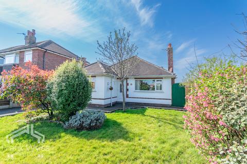 Leach Lane, Lytham St. Annes, Lancashire 2 bed bungalow for sale