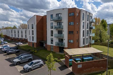 Mitchell Close, Aylesbury HP21 1 bed flat for sale