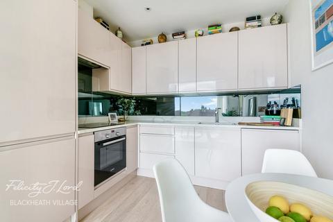 Pinnell Road, London SE9 2 bed apartment for sale