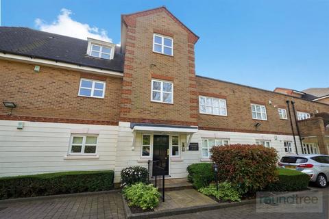Haddon Court, Hendon, NW4 3 bed apartment for sale