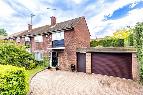 Lincolns Field, Epping 3 bed end of terrace house for sale
