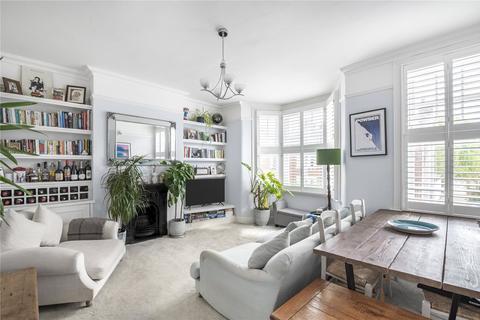 Cambray Road, Lambeth, London, SW12 2 bed maisonette for sale