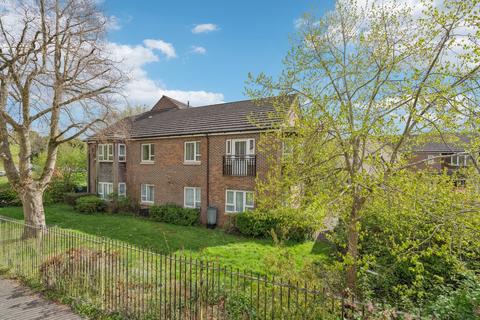 Cordons Close, Gerrards Cross SL9 1 bed apartment for sale