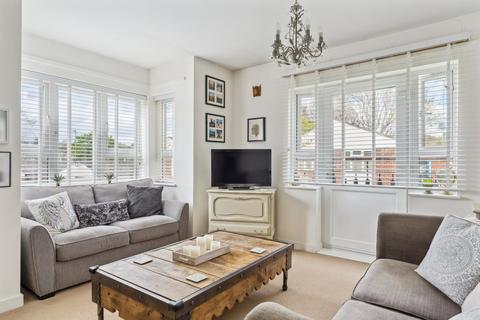 Cordons Close, Gerrards Cross SL9 1 bed apartment for sale