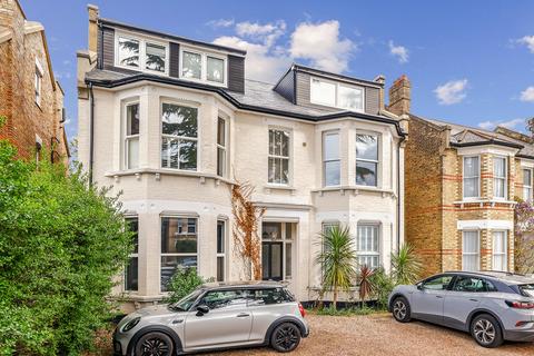 The Avenue, Surbiton KT5 1 bed apartment for sale