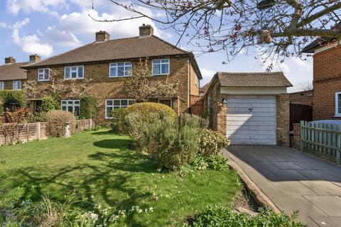 Hill End Road, Harefield, Uxbridge 3 bed semi