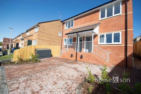 2 bedroom semi-detached house for sale