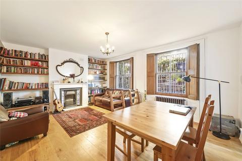 Englefield Road, Islington, London 2 bed flat for sale