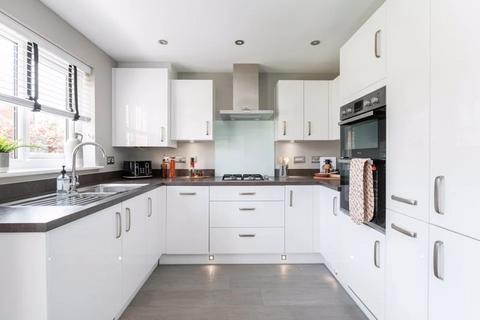 Leighton Road, Leighton Buzzard LU7 3 bed semi
