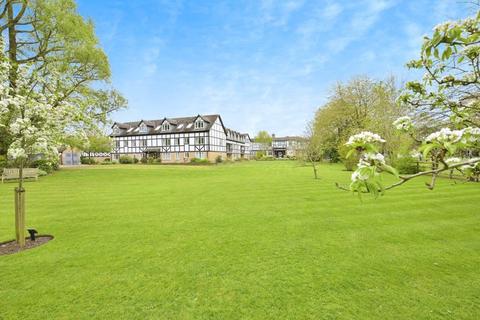West Street, Huntingdon PE29 2 bed retirement property for sale