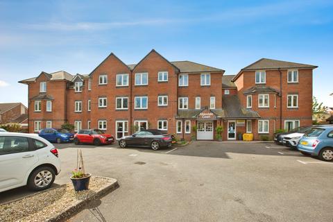 Allandale Court, Burnham