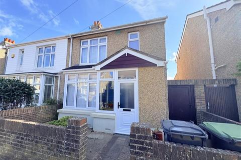 Carnarvon Road, Gosport PO12 3 bed semi