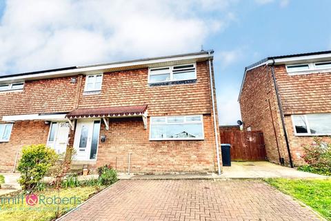 Northlea Road, Seaham, Durham, SR7 0DJ 3 bed semi