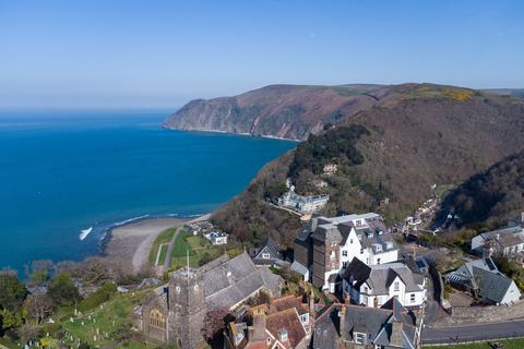 Imperial Court, Lynton 2 bed apartment for sale