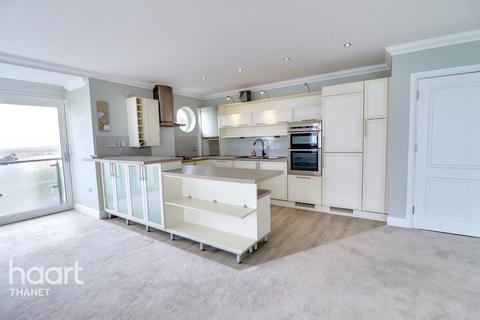 Joss Gap Road, Broadstairs 2 bed apartment for sale