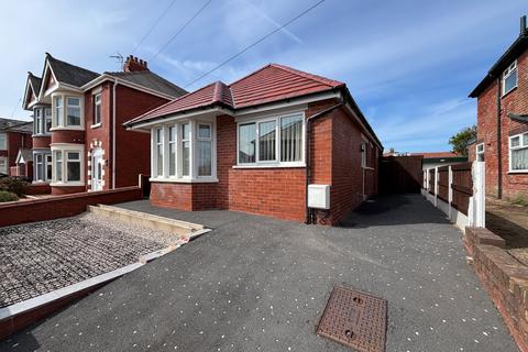 Warbreck Drive, Bispham FY2 2 bed bungalow for sale