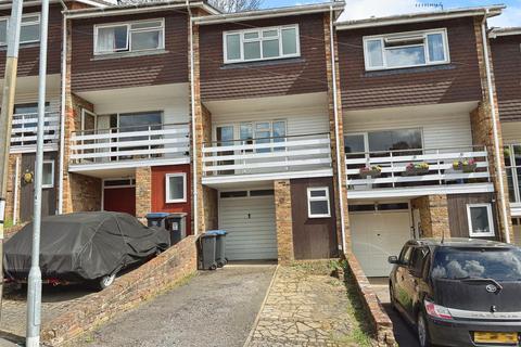 Glenview Road, Boxmoor HP1 3 bed house for sale