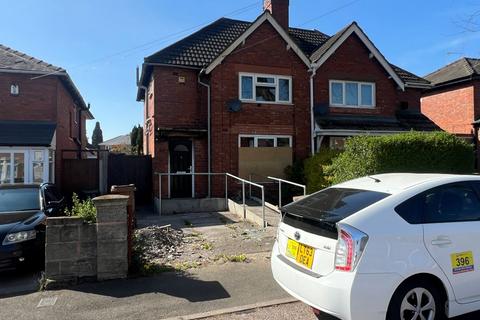 38 Trees Road, Walsall, WS1 3JU 3 bed semi