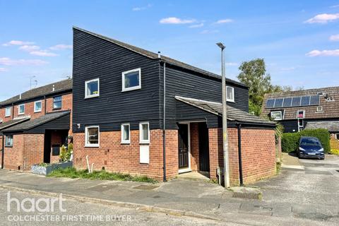 Fiddlers Folly, Colchester 3 bed end of terrace house for sale