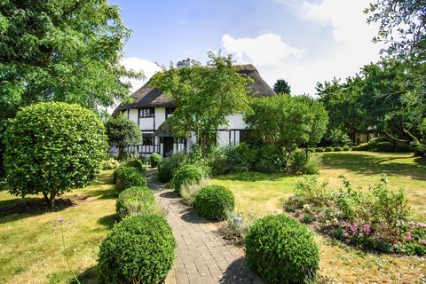 Tickham Lane, Kent, ME9 5 bed detached house for sale