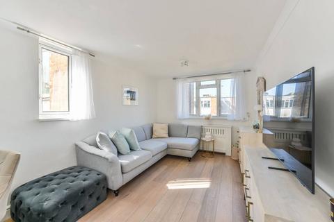 Ashley Crescent, Clapham Junction... 1 bed flat for sale