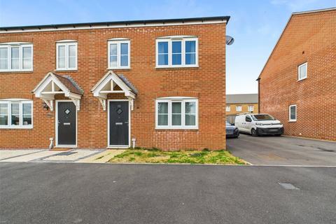 Harrier Way, Hardwicke, Gloucester... 3 bed semi