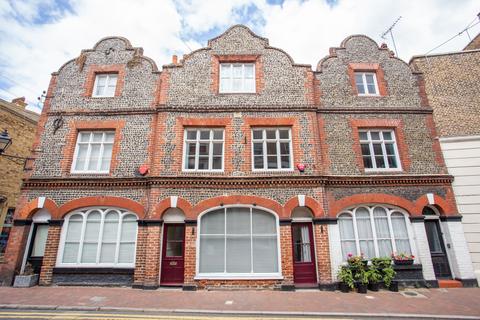 King Street, Margate, CT9 3 bed terraced house for sale