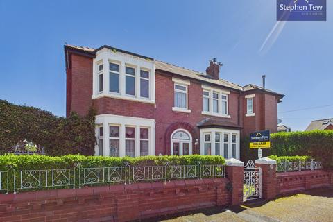 Sackville Avenue, Blackpool, FY4 3 bed semi